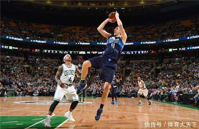 现场连线白 现场连线白